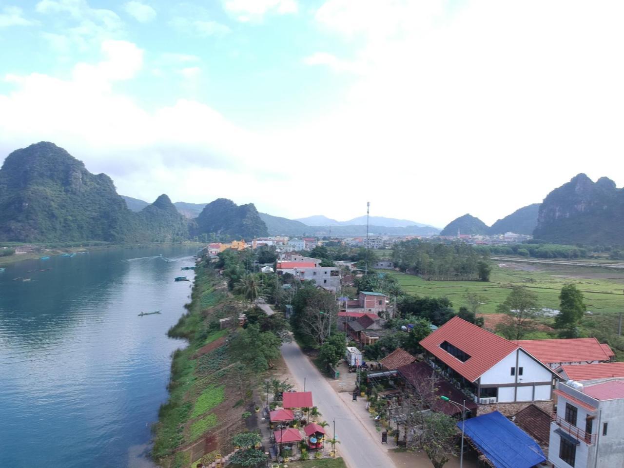 Son Doong Riverside Фонгня Экстерьер фото